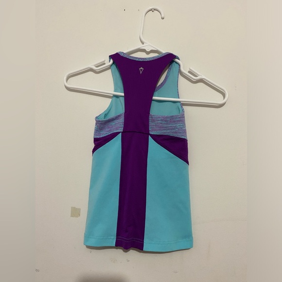 Ivivva Top Size 4 - Picture 1 of 3